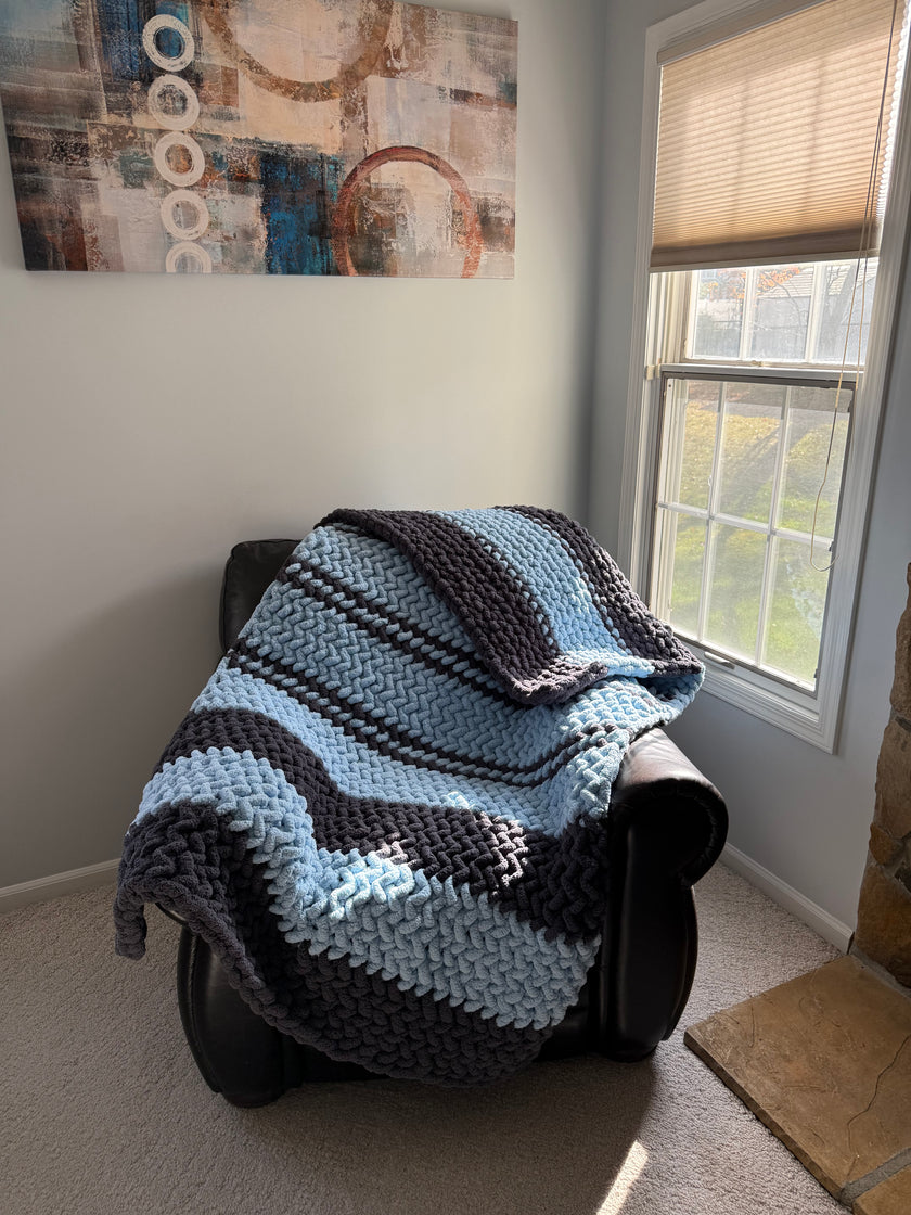 Sky & Stone Chunky Knit Blanket — Handmade Finger Knit Cozy Throw