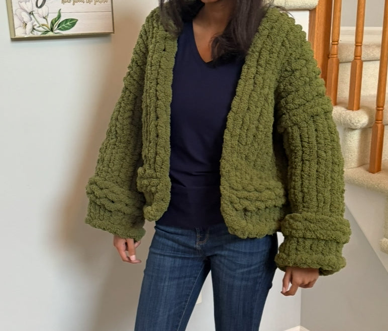 Olive Grove – Chunky Knit Cardigan