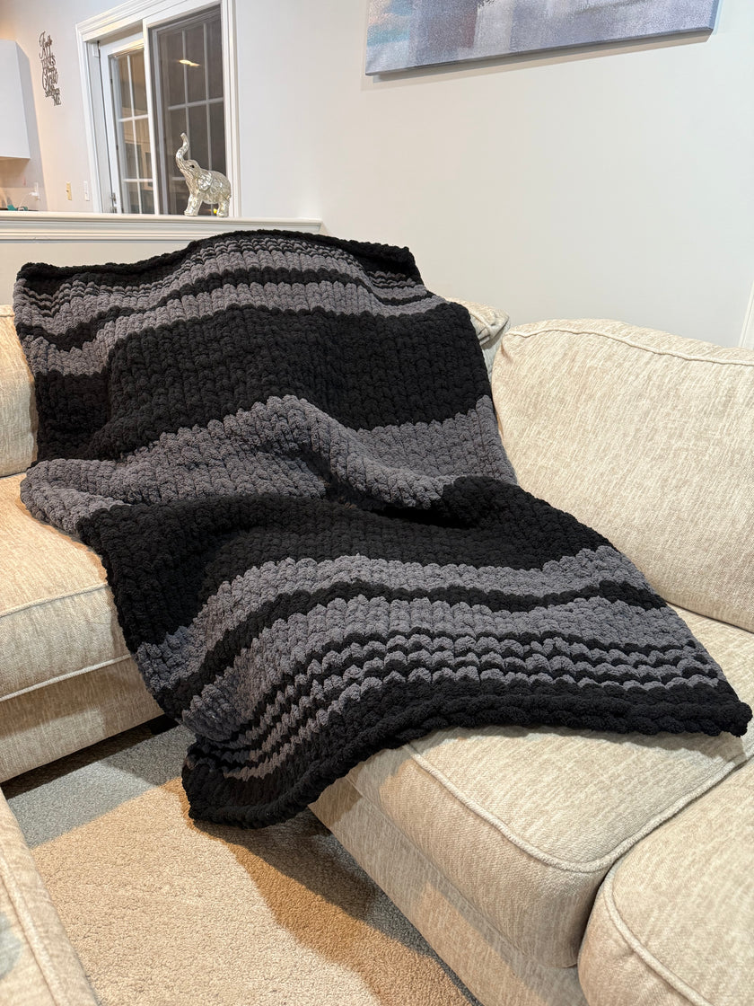 Onyx & Ash Chunky Knit Blanket — Handmade Finger Knit Cozy Throw
