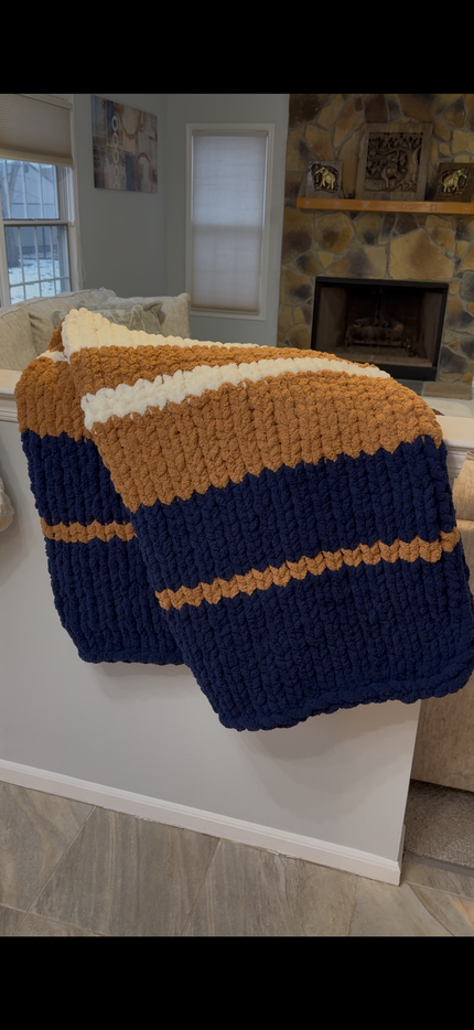 Harbor & Honey Chunky Knit Blanket — Handmade Finger Knit Cozy Throw