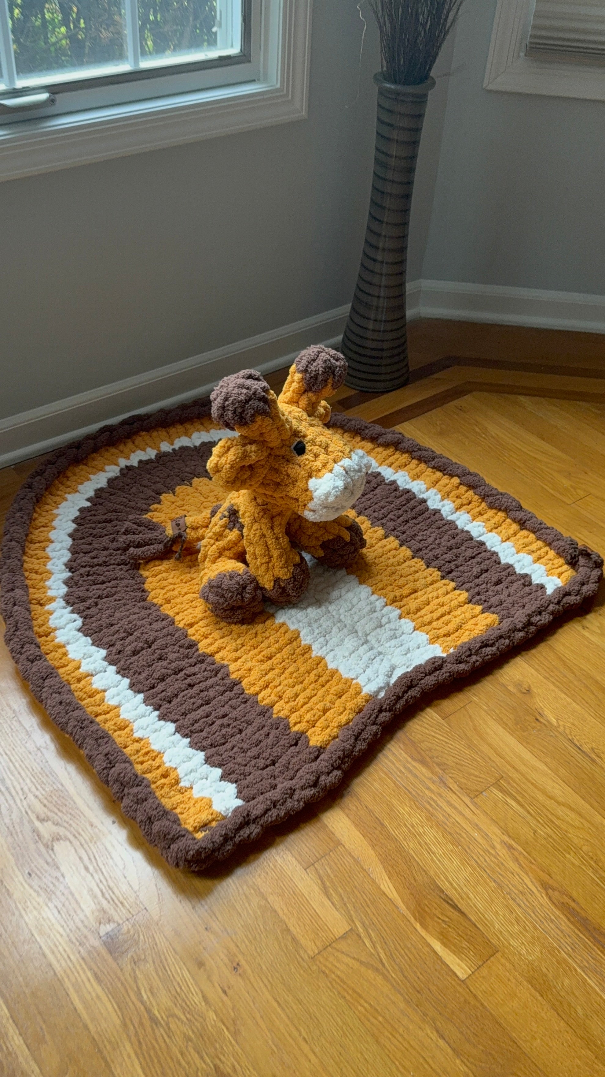 Baby Giraffe Plushie and Blanket Play-Mat Set